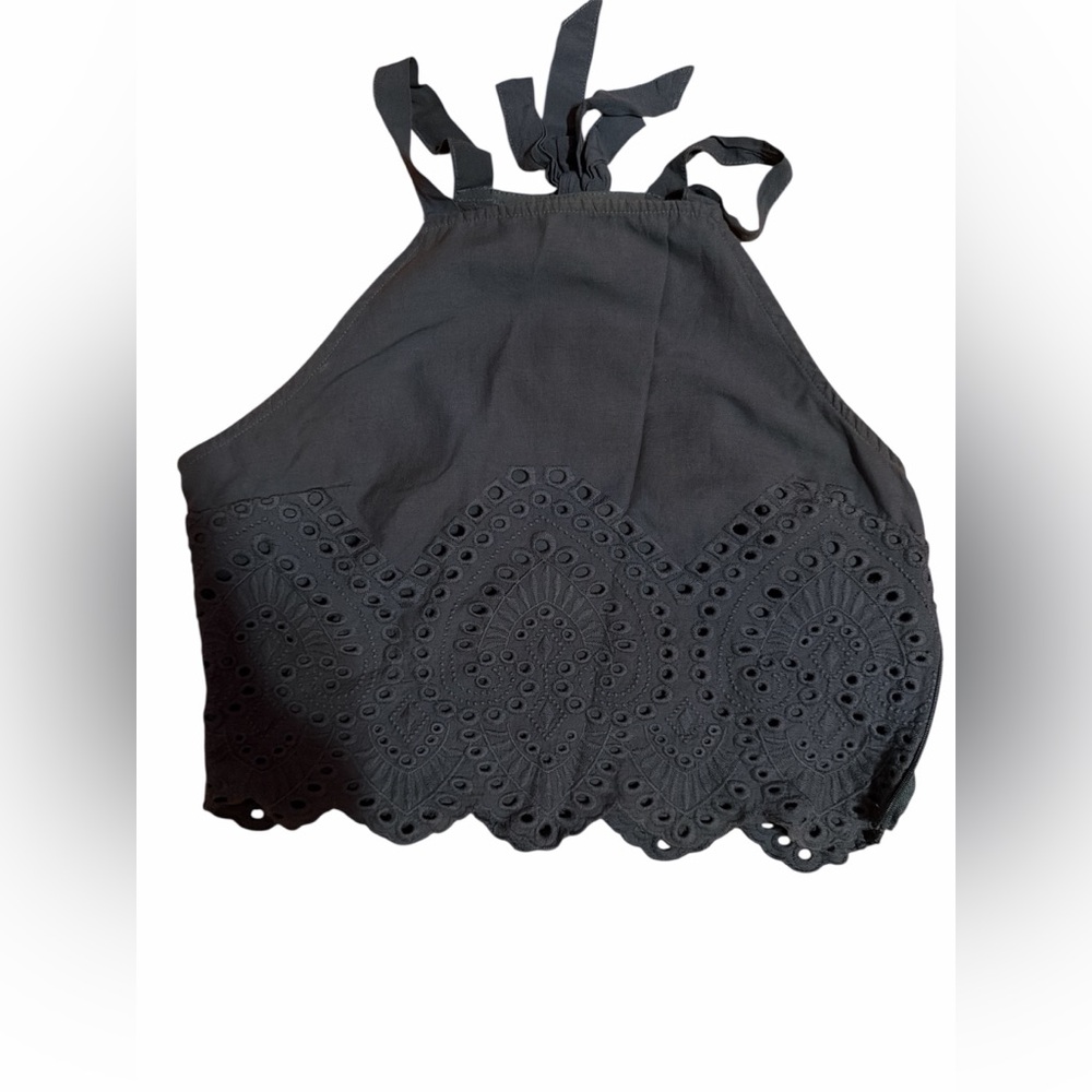 Abercrombie & Fitch Eyelet Halter Top